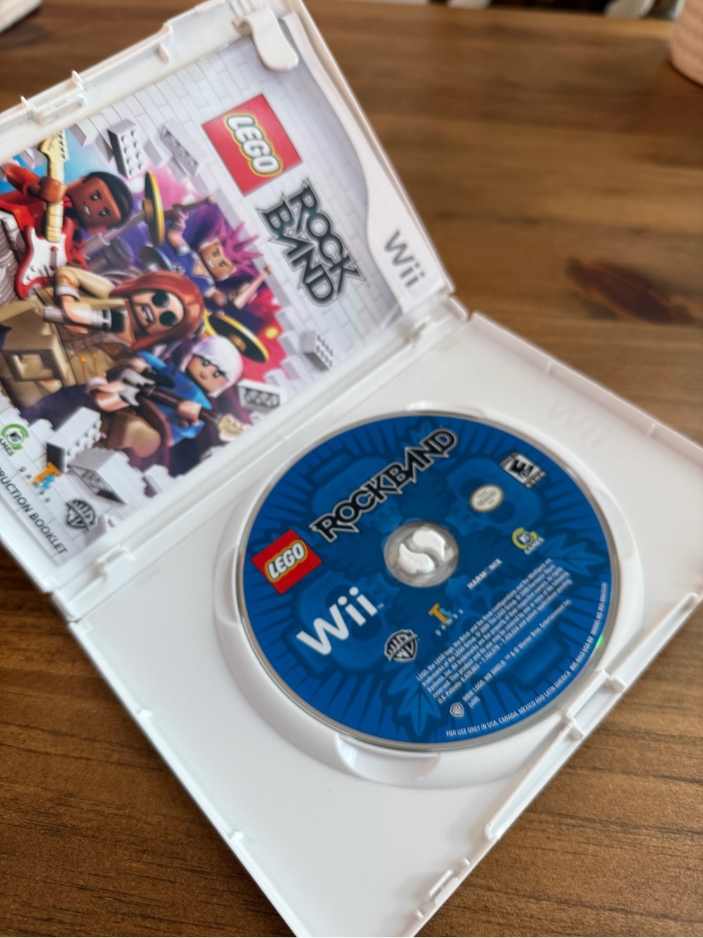 LEGO ROCKBAND WII - Picture 4 of 7